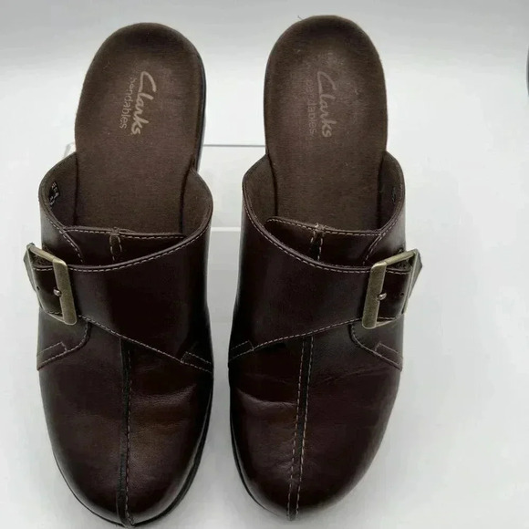 Clarks Bendables 9.5M Brown Leather Slip-On Clogs Womens Buckle Detail - Picture 2 of 11